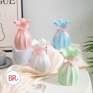 Bình hoa sóng đính nơ màu pastel trơn